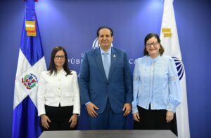 Juramentación Dra. Adorno, directora ejecutiva del Conabios